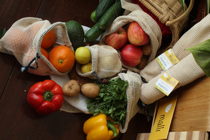 Unbleached Cotton Mesh Produce Bags (Set of 4) | Sustainable S-XL Fruit & Vegetable Bags with Naturally Dyed Drawstrings