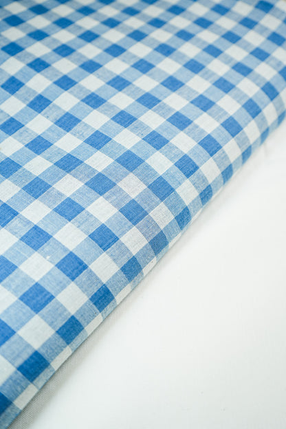 Boxy blue-white muslin checks