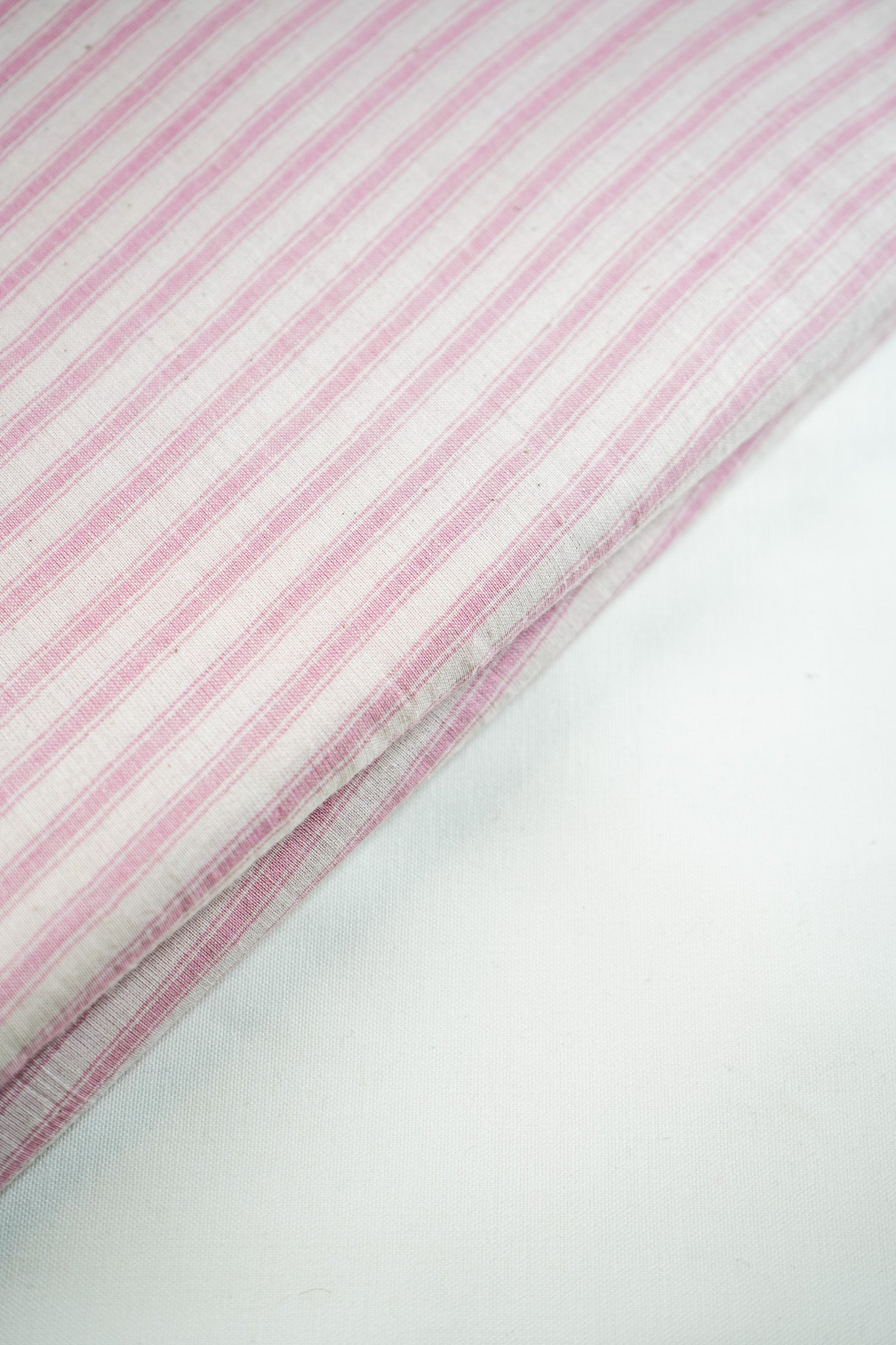 Pinstripe pink-white muslin